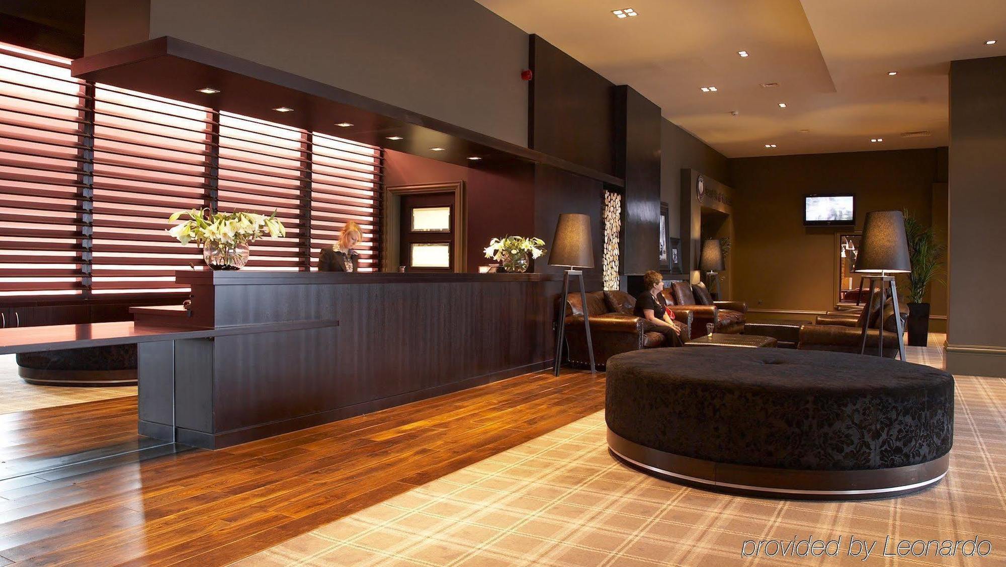 Hotel Village Manchester 4*